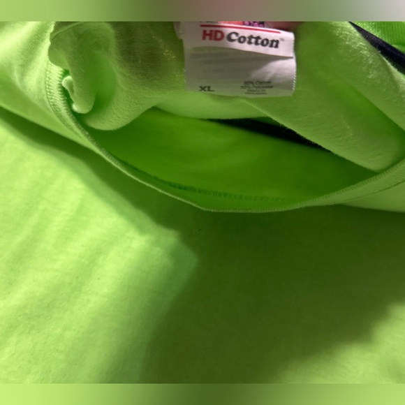 Girlie Girl Originals, size XL, pet/smoke free home, 50% polyester 50% cotton. - Picture 6 of 8